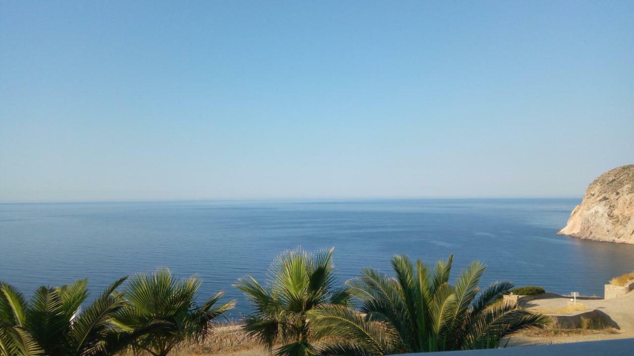 Heavenly Milos Suites Agia Kiriaki Beach  Экстерьер фото